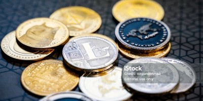 比特币和以太坊哪个更稳定？波动率与市场深度对比