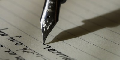 AI提示词教程：万能Prompt公式让AI输出更精准