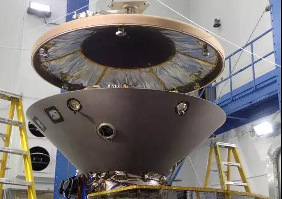 金宇宙，“洞察号”火星上岸探测器开展测试，今年5月将携带张国荣之名起