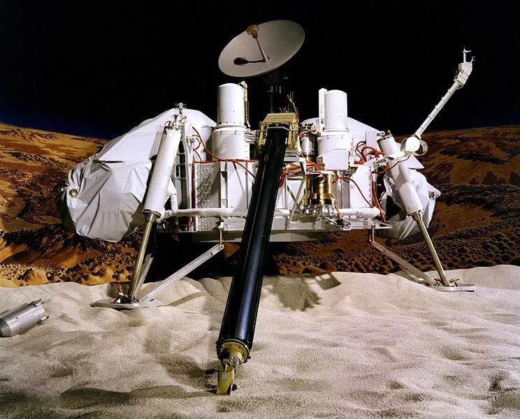 和霍金一起探索宇宙，NASA科学家：40多年前，人类已经在火星上发现了生命