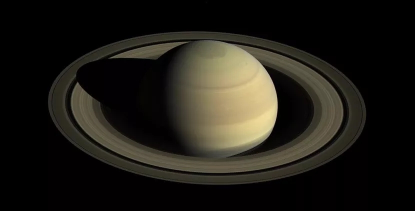 大雄的新宇宙开拓史，“卡西尼”号拍摄惊人照片 展现小卫星若何雕琢土星环