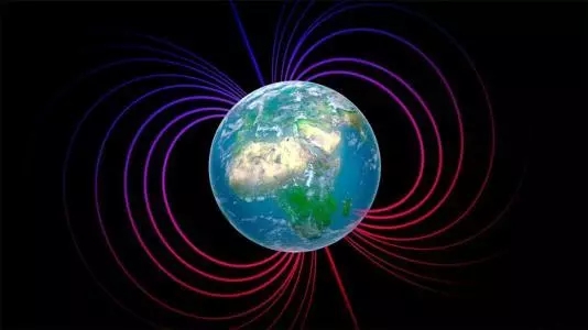 与霍金一起了解宇宙，一种神秘征象，让地球磁场猛烈变弱？