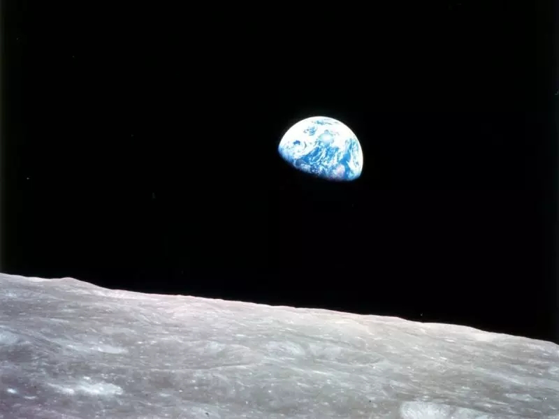 宇宙星神哈迪斯，听听宇航员说说人类为何40年没有重返月球？