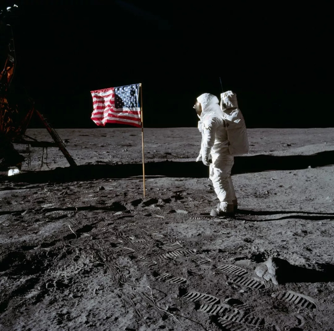 载人宇宙飞船，阿波罗登月是真是假？七大证据让阴谋论者闭嘴